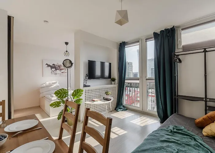 Shortstaypoland Zelazna Varsó